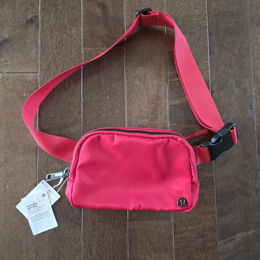 NWT Lululemon Everywhere Belt Bag 1L